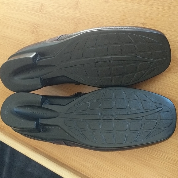 Aravon Chocolate Combination Last  Mary Janes - Picture 7 of 11